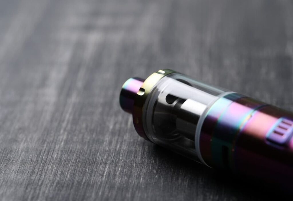 Thumnail Picture of Combining Vaping with a Healthy Lifestyle Key Benefits by Austin Vape and Smoke